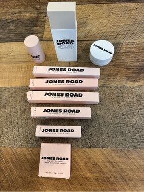 Jones Road Skincare & Makeup Set - Pink, White